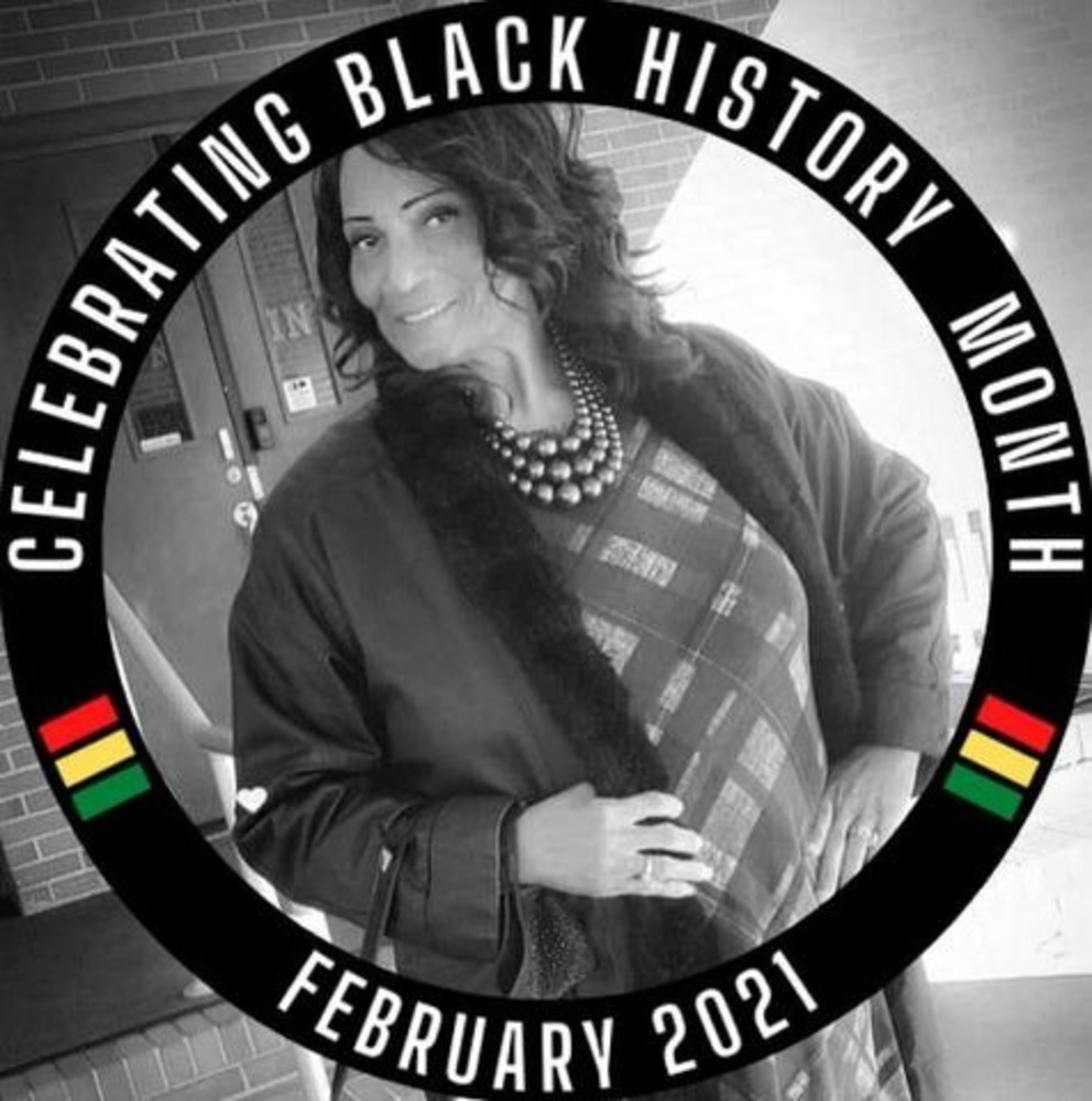 Meet your Posher, Robin